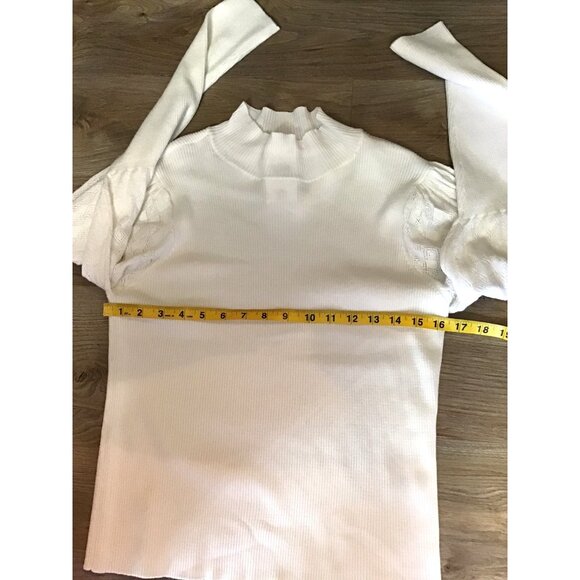 HOOKED UP- WOMENS WHITE LONG SLEEVE WOMEN'S SWEATER SIZE X-LARGE-NWT - Picture 9 of 10